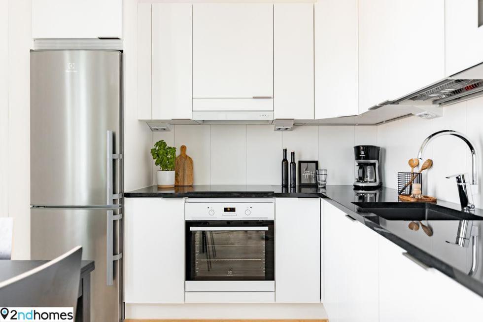 "Kanava" - New 1Br Apartment With Sauna, Balcony & Views, Hosted By 2Ndhomes 탐페레 외부 사진