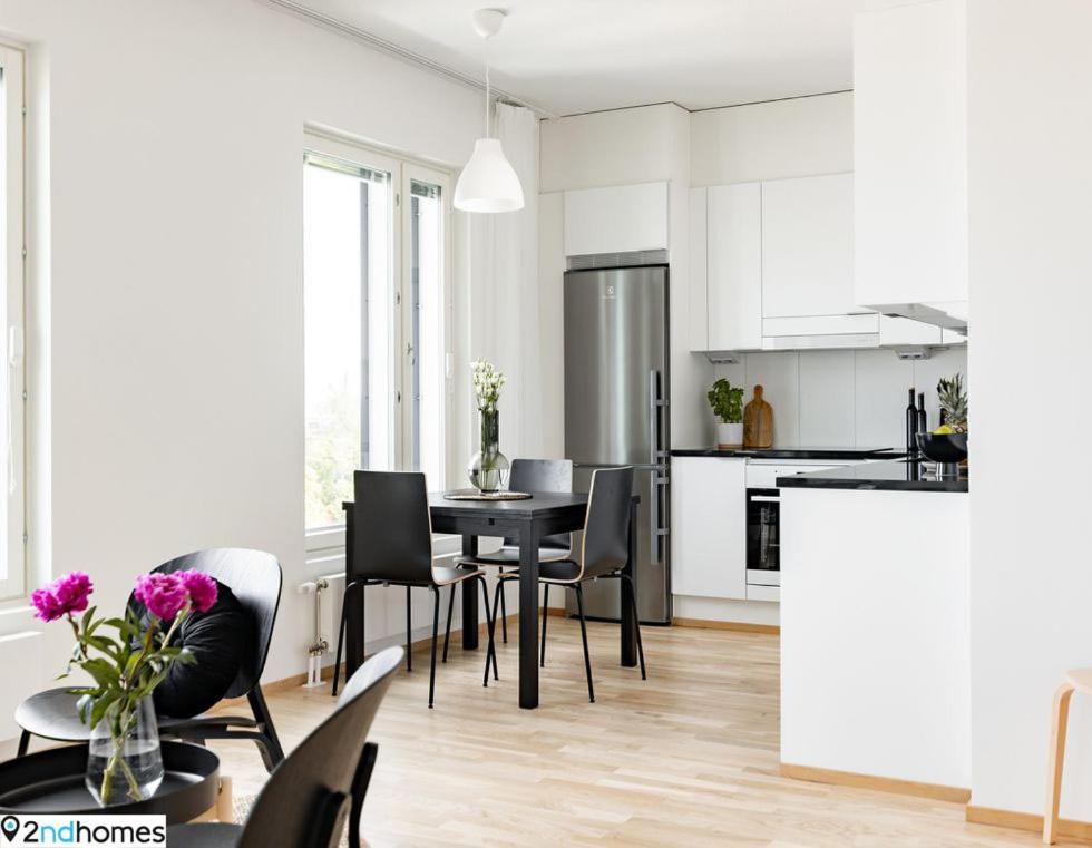 "Kanava" - New 1Br Apartment With Sauna, Balcony & Views, Hosted By 2Ndhomes 탐페레 외부 사진